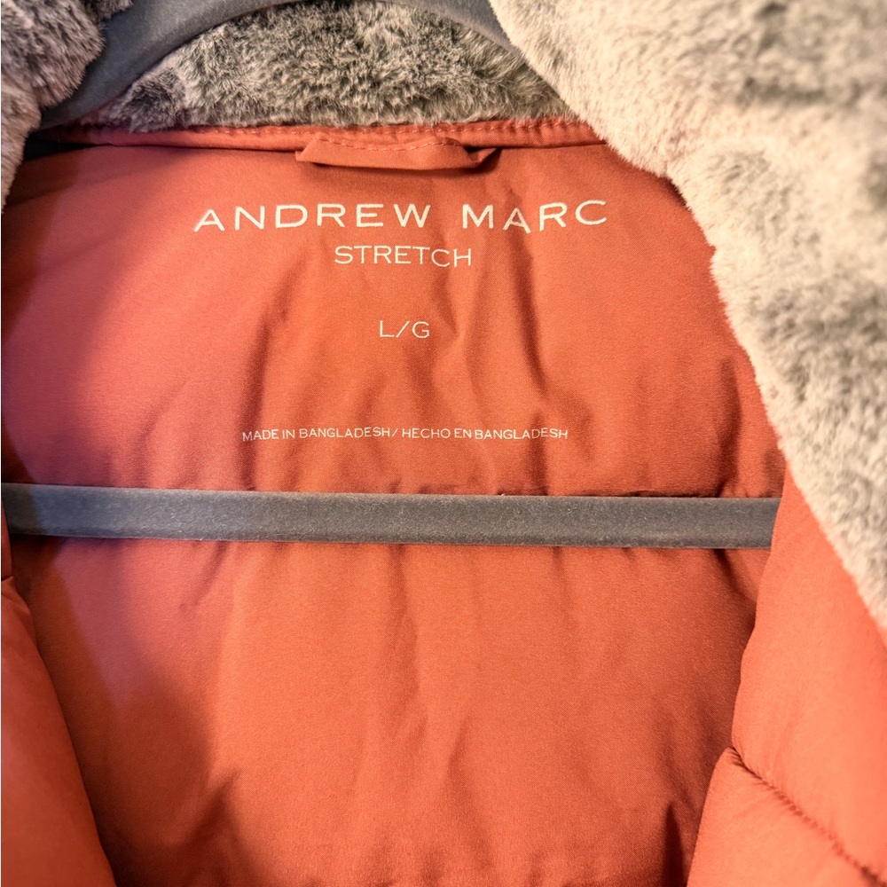 Andrew Marc Light Salmon Puffer Jacket with Faux Fur Trim - Picture 4 of 7